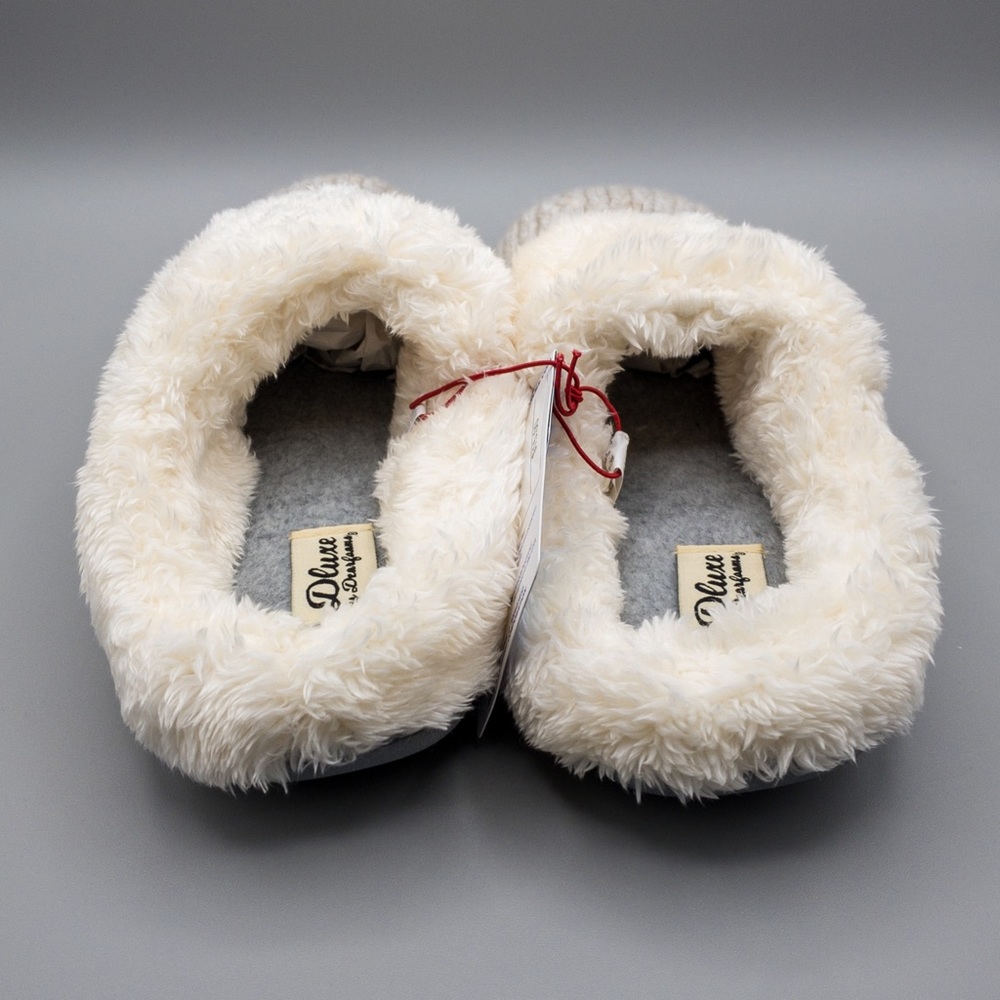 ‼️SOLD‼️ Dearfoam Dluxe Brand New Memory Foam Women’s Slippers - Size M 7/8 - Picture 12 of 14